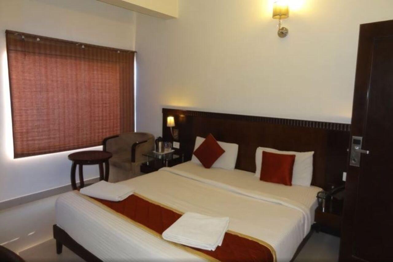 Hotel Amshi International Bangalore Exterior foto