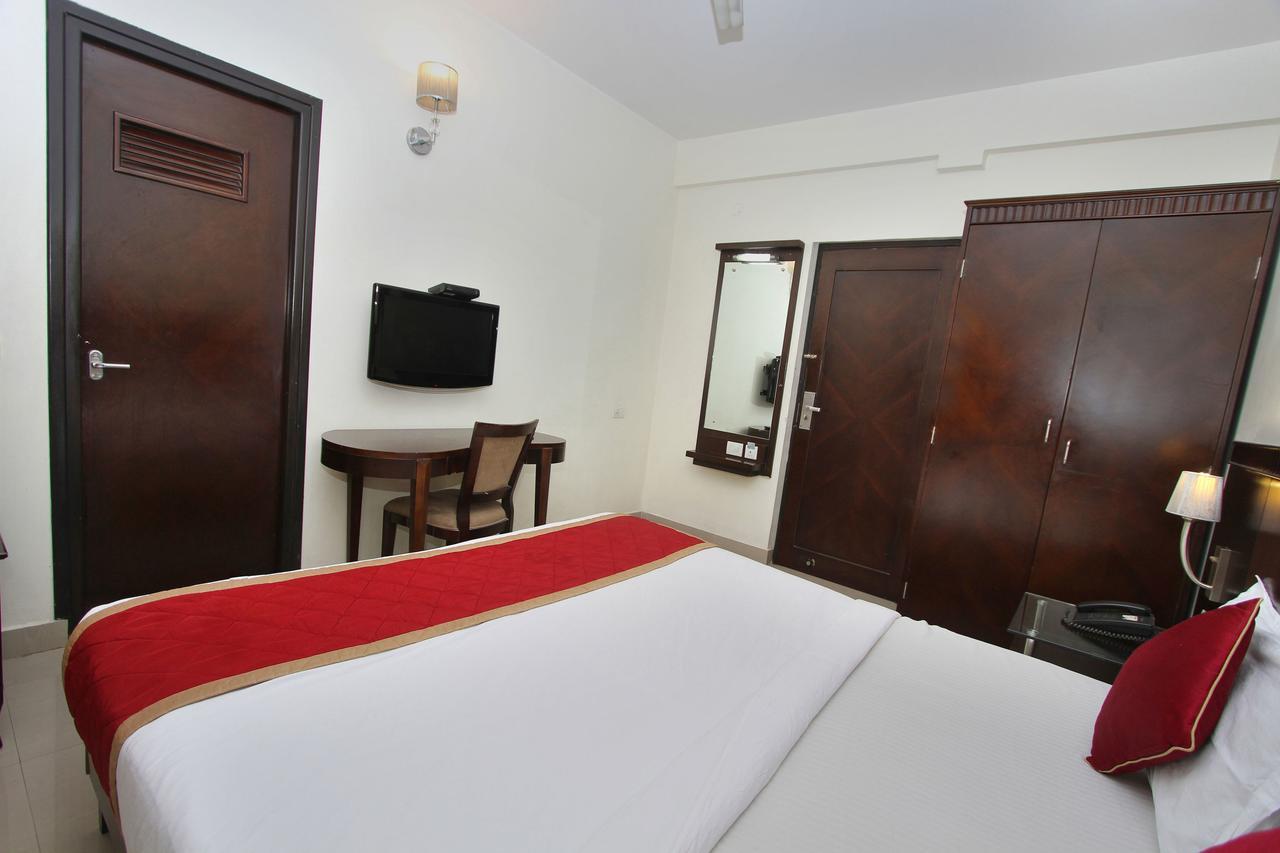 Hotel Amshi International Bangalore Exterior foto